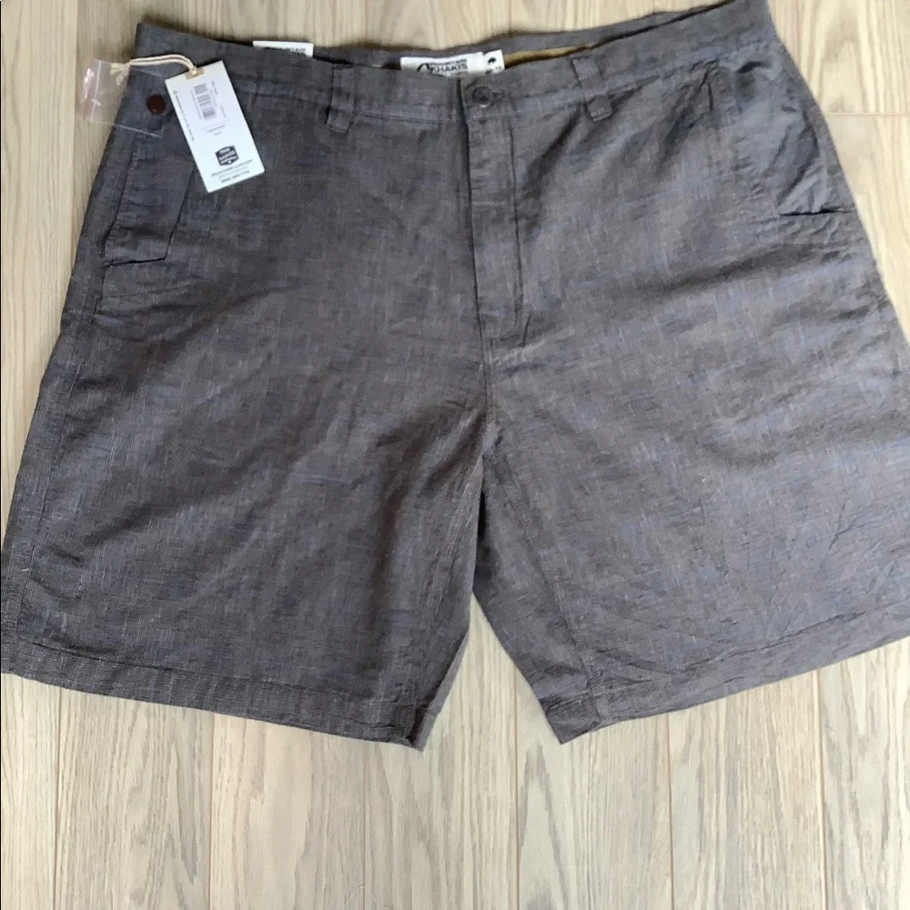 NWT Mountain  khakis gunmetal boardwalk shorts❤️❤️❤️